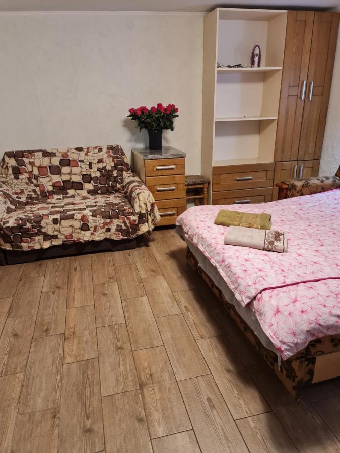 Студіо На Кoновальця Apartment Lviv Ngoại thất bức ảnh