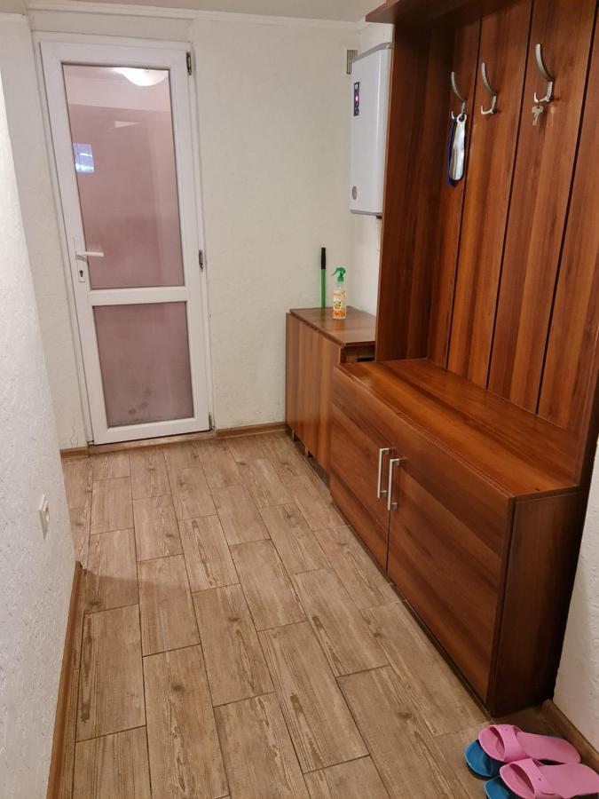 Студіо На Кoновальця Apartment Lviv Ngoại thất bức ảnh