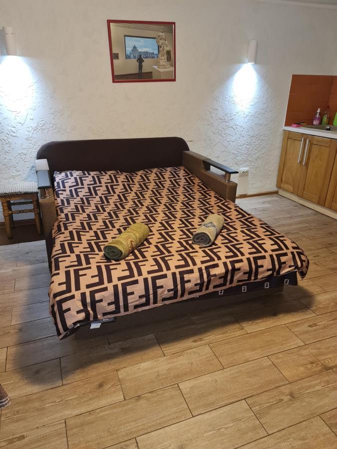 Студіо На Кoновальця Apartment Lviv Ngoại thất bức ảnh