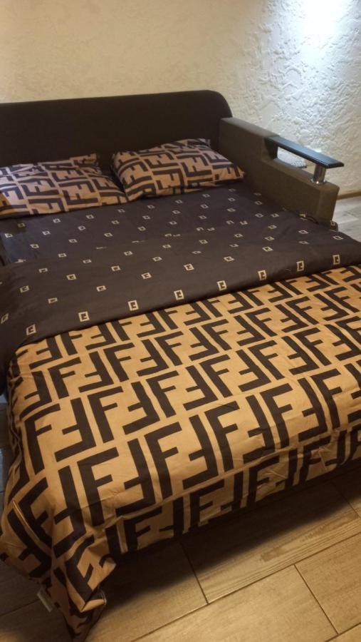 Студіо На Кoновальця Apartment Lviv Ngoại thất bức ảnh